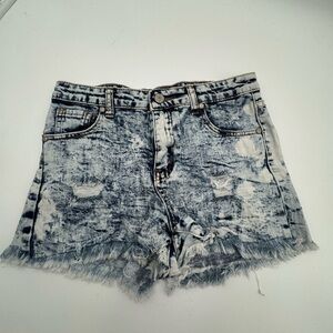 GOGO Acid Jean Shorts Size 7 Junior. Distressed Blue Freyed hem line